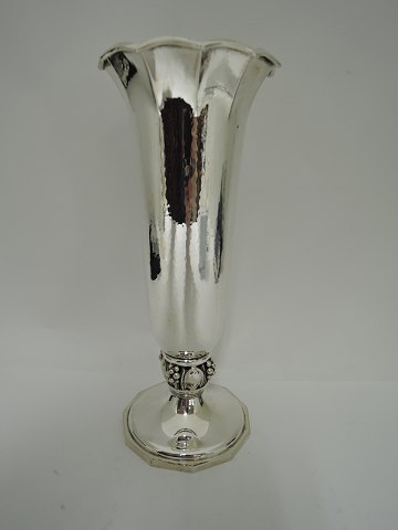 Holger Rasmussen
Sterling (925)
Vase