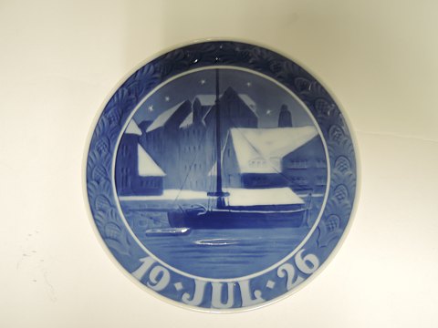 Royal Copenhagen
Christmas Plate 1926