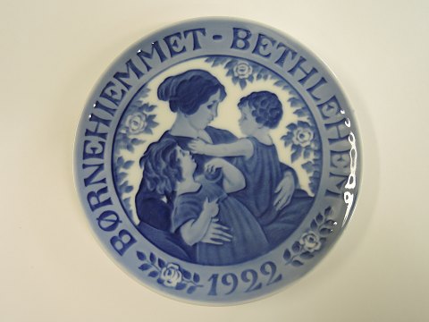 Royal Kopenhagen
Erinnerungsteller
# 205
Kinderheim Bethlehem 1922