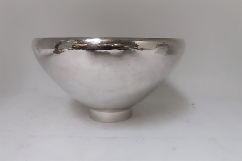 Georg Jensen
Sterling (925)
Schale 484B
Entwurf: Georg Jensen