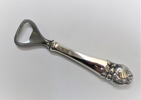 Kapselåbner. Sølv (830). Længde 16 cm. Produceret 1947.