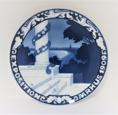 Porsgrund. Commemorative Plate Exposition Aarhus 1909. Diameter 23 cm.