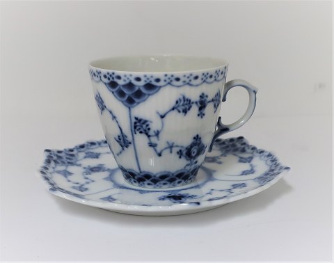 Royal Copenhagen. Blue fluted, full lace. Mocha cup. Model 1038. (1 quality).