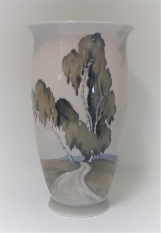 Bing & Grøndahl. Vase. Model 8645/450. Højde 25 cm. (2 sortering)