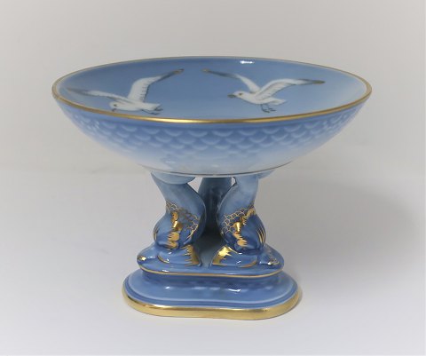 Bing & Grondahl. Seagull with gold. Cake bowl. Model 66. Height 10 cm. (2. 
quality)