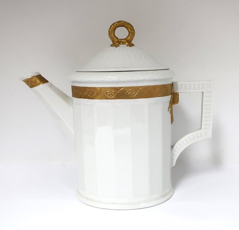 Royal Copenhagen. Fan with gold. Coffee pot. Model 11553. Height 22 cm. (1 
quality)