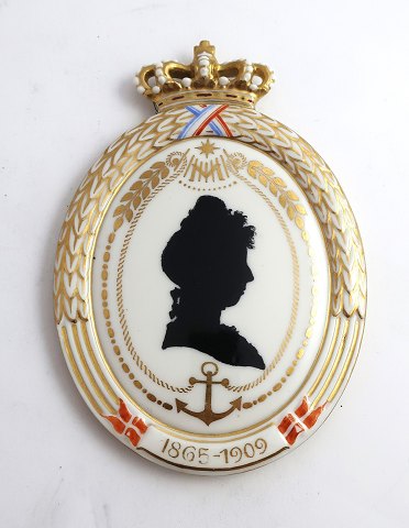 Royal Copenhagen. Silhouette platte. Prinsesse Marie. 1865-1909. Højde 12,6 cm. 
(1 sortering)