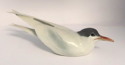Königliches Kopenhagen. Porzellanfigur. Möwe. Modell 076. Länge 27 cm. (3 Wahl)