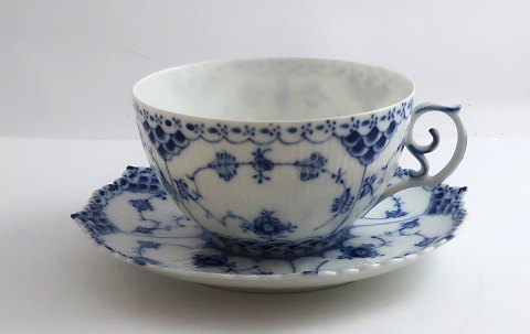 Royal Copenhagen. Musselmalet, Vollspitze. Große Teetasse. Modell 1142. (1 
Wahl).