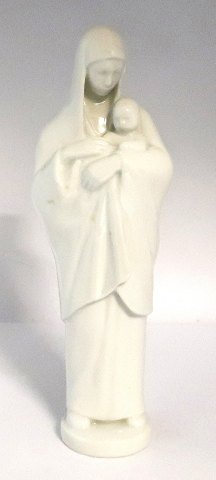 Bing & Gröndahl. Porzellanfigur. Madonna mit Kind. Modell 2332. Höhe 23 cm. (1 
Wahl)