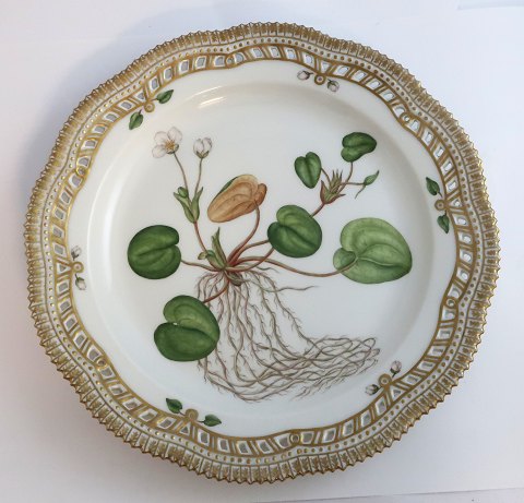 Royal Copenhagen. Flora Danica Teller m. durchbrochener Kante. Durchmesser 27 cm. Modell 3526. (1 Wahl). Hydrocharis Morsus-ranae L