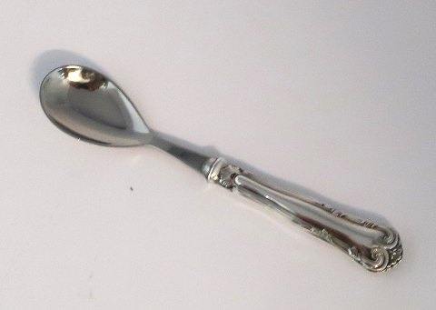 Cohr. Herregaard. Sølvbestik (830). Æggeske med sølvskaft. Længde 12,5 cm