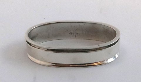 Georg Jensen. Sterlingsølv servietbånd (925). Model 22B. Produceret 1933-1945.