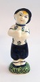 Aluminia figur. Lillebror (1942). Højde 14 cm