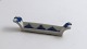 Royal Copenhagen. Musselmalet, riflet. Knivbænk. Model 2311. Længde 7,5 cm. (1 
sortering)