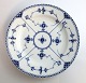 Royal Copenhagen. Musselmalet, halvblonde. Middagstallerken. Model 571. Diameter 
25 cm.  (1 sortering)