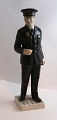 Bing & Gröndahl. Porzellanfigur. Polizist. Modell 2436. Höhe 31,5 cm. (1 Wahl).