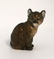 Royal Copenhagen. Porcelænsfigur. Pumaunge. Model 4783. Højde 7,5 cm. (1 
sortering)