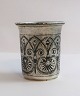 Russland. Kleiner Silberbecher mit Niello (84). Höhe 6 cm. Durchmesser 5,1 cm. 
Hergestellt 1837