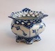 Royal Copenhagen. Musselmalet, helblonde. Sukkerskål. Model 1113. (1 sortering). Højde 8,5 cm.