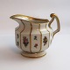 Königliches Kopenhagen. Henriette. Sahnekännchen. Modell 444-8564. Höhe 9 cm. (1 Wahl).